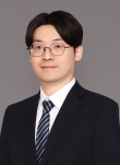 Shuangjun Li 교수님 사진